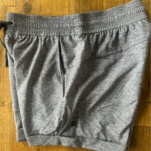 Lululemon short